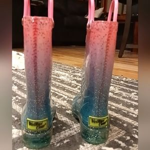 WESTERN CHEIF Light up rain boots! Working colored lights.